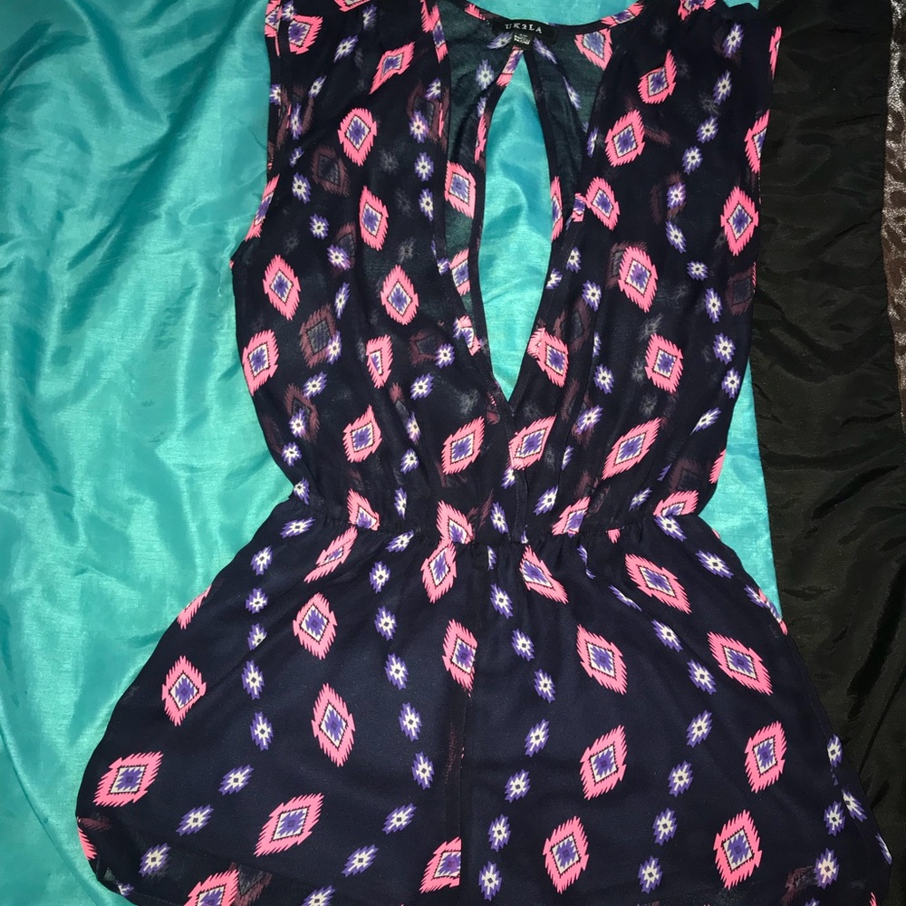 Patterned romper - Picture 2 of 2